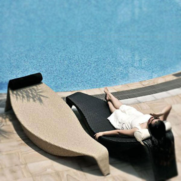 Outdoor Wicker Sun Lounger - Chiller